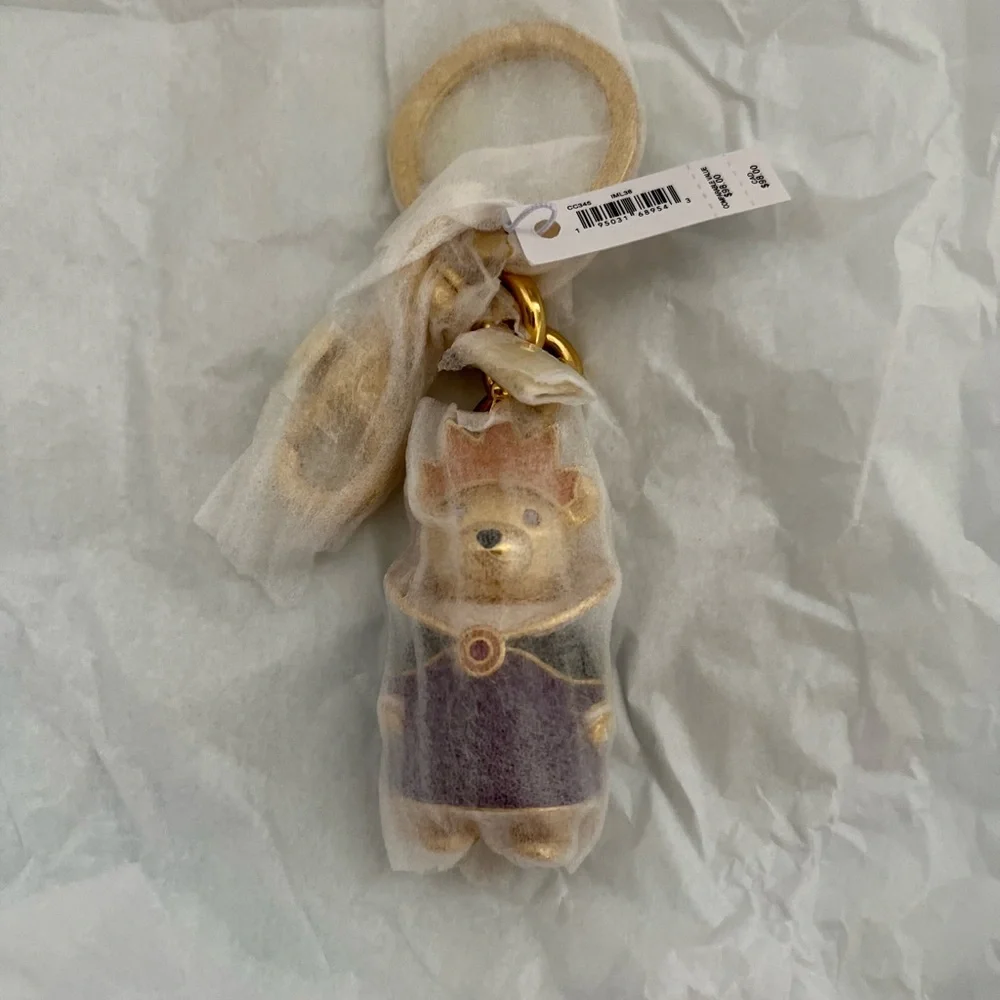 NWT Coach X Disney Evil Queen bag charm - Picture 4 of 4